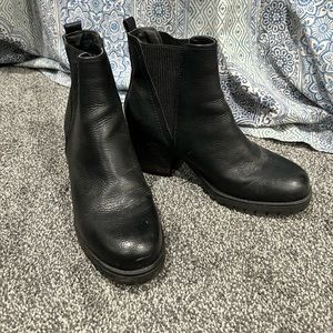 Women’s ankle boot